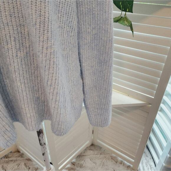 ELIZABETH AND JAMES LIGHT BLUE CABLEKNIT SWEATER SIZE XXL - Picture 3 of 7